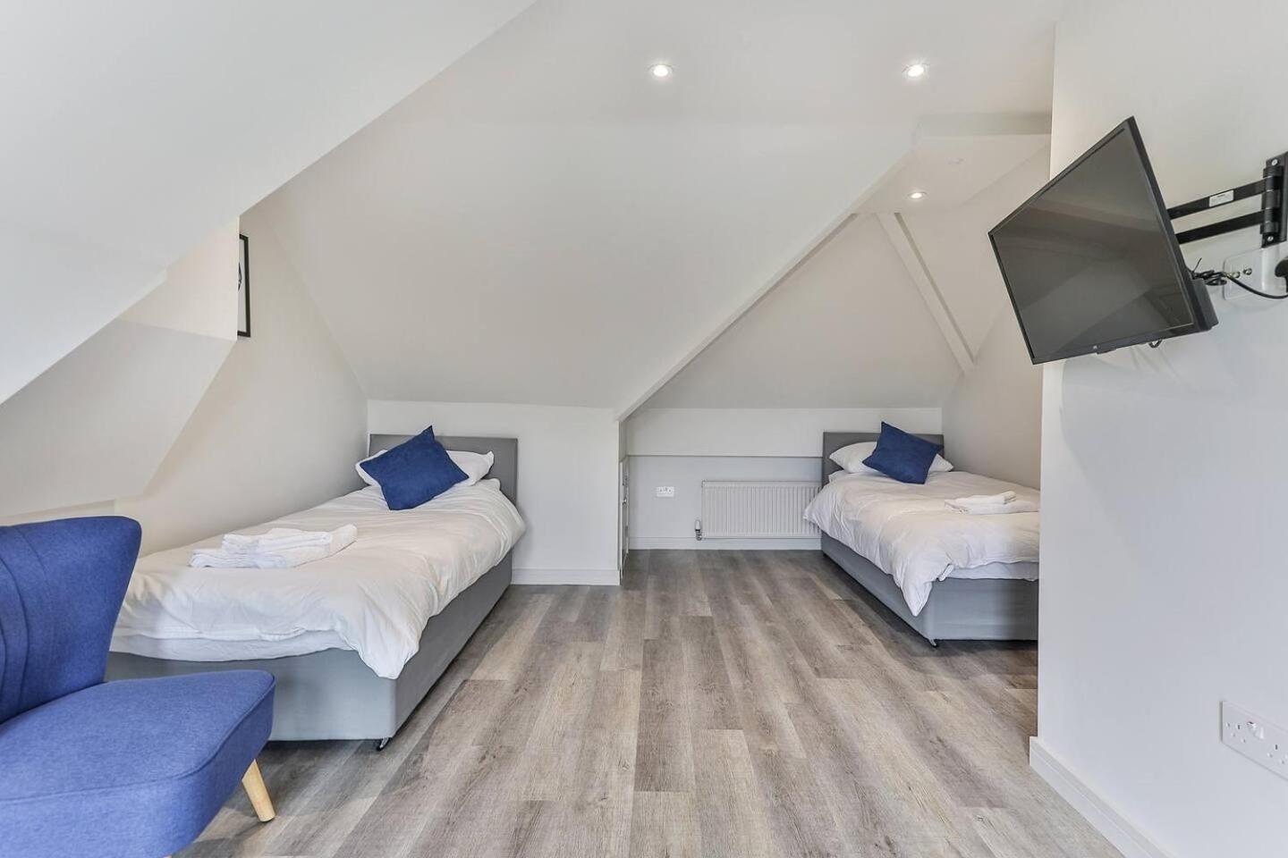 Newly Renovated 3 Bed 2 Bath Apartment & Parking Sheffield Exterior foto