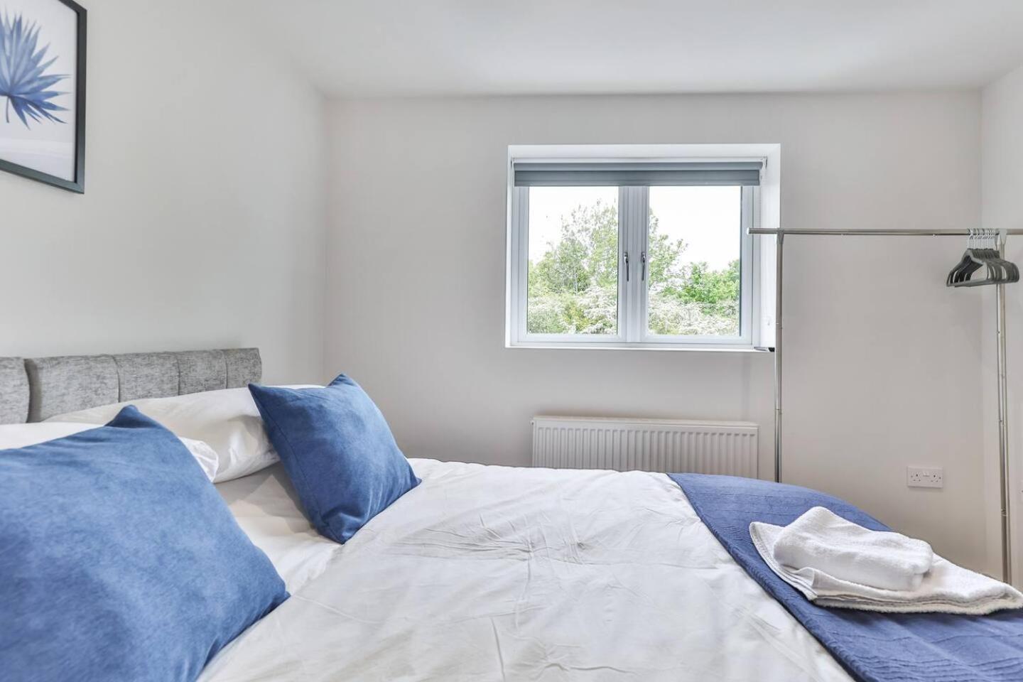 Newly Renovated 3 Bed 2 Bath Apartment & Parking Sheffield Exterior foto
